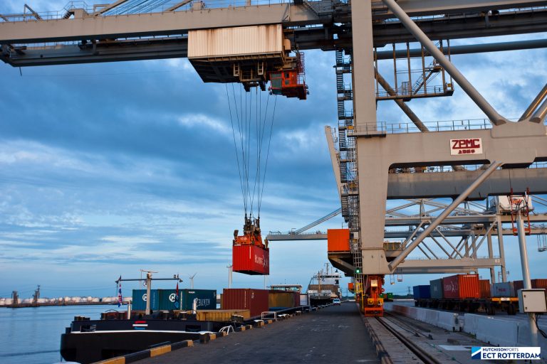 Inland Shipping - Europe Container Terminal (Photo: Hutchison Ports ECT Rotterdam))